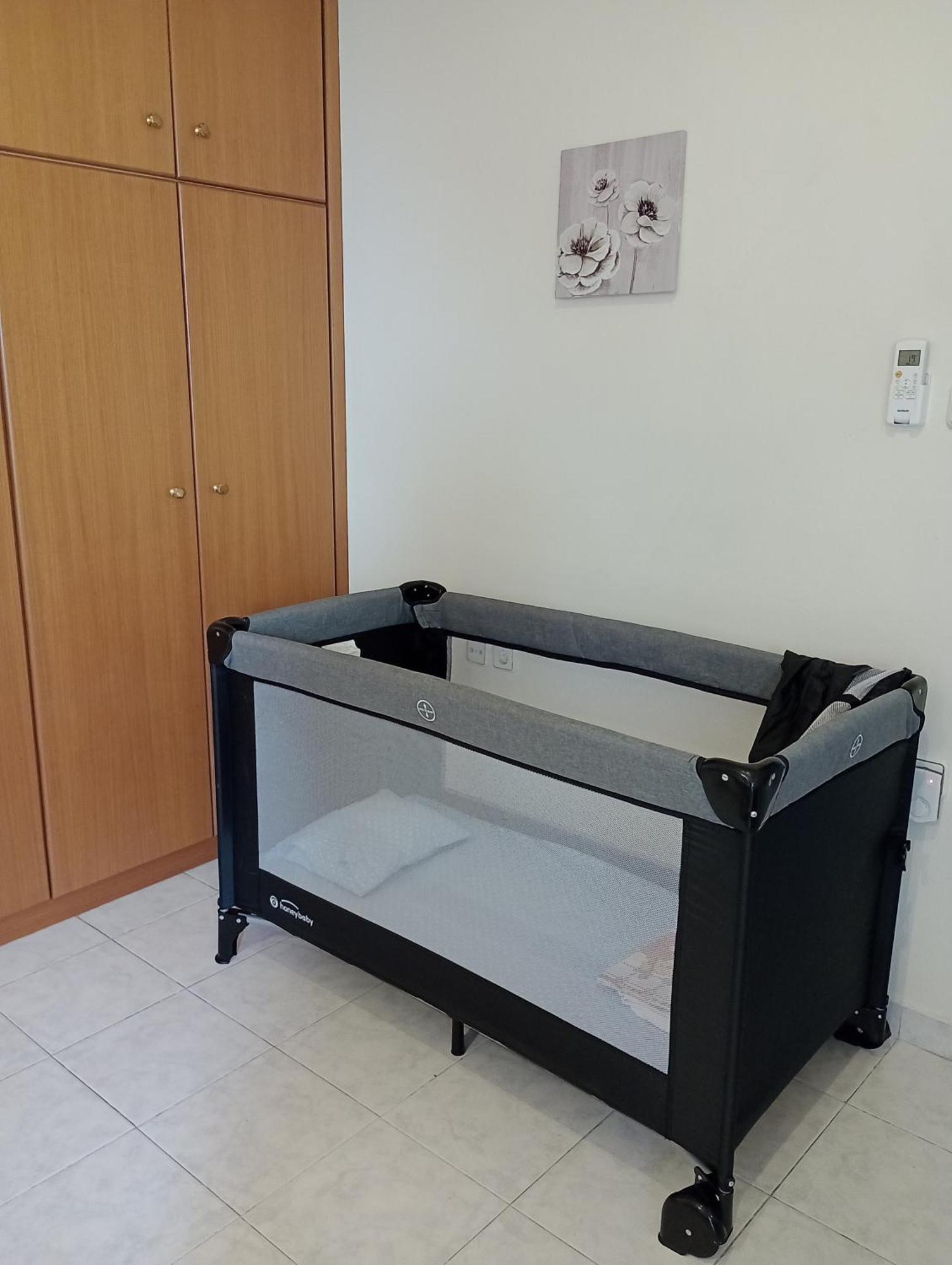 Cozy Kremasti Apartment Bagian luar foto